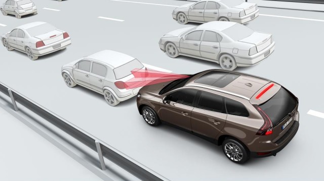 Volvo Crash-Avoidance System Cuts Accidents By About 25% post image