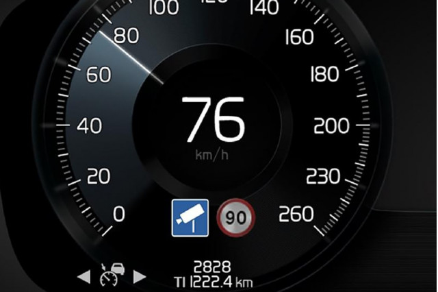 Volvo speed camera detection