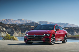 VW pares back best new car warranty post thumbnail