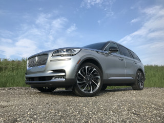 Review update: 2020 Lincoln Aviator Reserve poses a flight risk post thumbnail