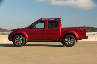 Nissan confirms Frontier pickup truck will carry over until 2022 redesign 