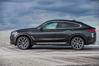 2021 BMW X4 image