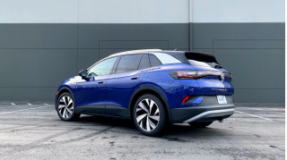 2021 VW ID.4 tested, 2022 Volvo XC60 and Audi Q4 E-Tron previewed: What's New @ The Car Connection post thumbnail