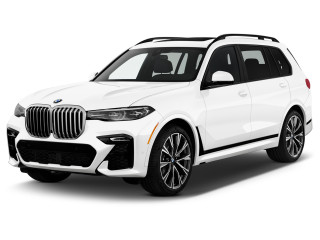 2022 BMW X7 xDrive40i Sports Activity Vehicle Angular Front Exterior View