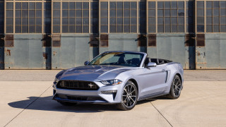 2022 Ford Mustang Photos