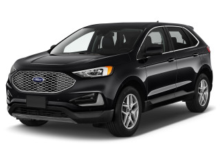 2023 Ford Edge SEL AWD Angular Front Exterior View