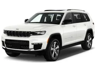 2024 Jeep Grand Cherokee Limited 4x2 Angular Front Exterior View