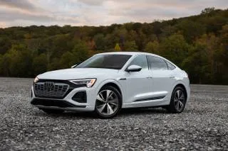 2025 Audi Q8 e-tron_image