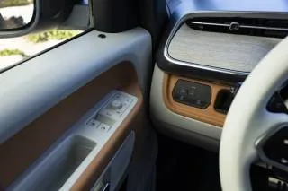 Review: 2025 Volkswagen ID.Buzz tags nostalgia, re-ups minivans