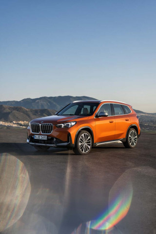 2023 BMW X1: Standard AWD offsets small price increase of small crossover post thumbnail