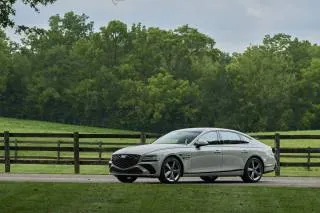 2025 Genesis G80 sedan costs $2,700 more, to $58,350