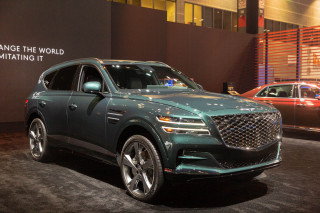 2021 Genesis GV80 luxury crossover SUV deserves attention 2020 Genesis GV80, 2020 Chicago Auto Show