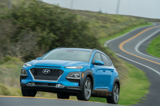 2019 Hyundai Kona adds active safety tech, sees modest price hike post thumbnail