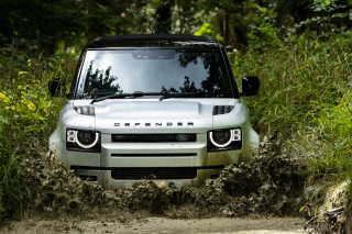 2021 Land Rover Defender overview, 911 Turbos race against time, what green cars mean today: What's New @ The Car Connection post thumbnail