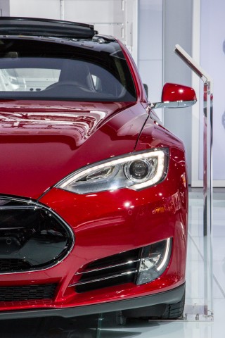 2015 Tesla Model S P85D: 2015 Detroit Auto Show Live Photos