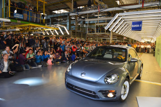 Final Volkswagen Beetle at Puebla, Mexico, assembly plant