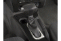 2009 GMC Envoy 2WD 4-door SLE Gear Shift