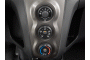 2009 Toyota Yaris 3dr HB Auto S (Natl) Temperature Controls