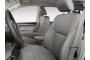 2009 Volkswagen Routan 4-door Wagon SE Front Seats