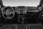 2011 Jeep Wrangler Unlimited 4WD 4-door Rubicon Dashboard