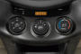 2011 Toyota RAV4 FWD 4-door 4-cyl 4-Spd AT (GS) Temperature Controls