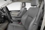 2012 Volkswagen Routan 4-door Wagon SE Front Seats