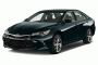 2015 Toyota Camry 4-door Sedan I4 Auto SE (Natl) Angular Front Exterior View