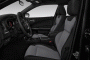2017 Dodge Charger SXT RWD Front Seats