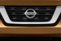 2017 Nissan Pathfinder 4x4 S Grille