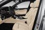 2018 BMW 5-Series 530i Sedan Front Seats