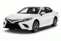 2018 Toyota Camry SE Auto (Natl) Angular Front Exterior View