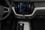 2018 Volvo XC60 T8 eAWD Plug-In Hybrid Inscription Instrument Panel