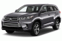 2019 Toyota Highlander LE Plus V6 FWD (GS) Angular Front Exterior View