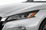 2020 Nissan Altima 2.5 SV Sedan Headlight