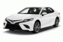 2020 Toyota Camry Hybrid SE CVT (Natl) Angular Front Exterior View