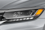 2020 Volkswagen Passat 2.0T SE Auto Headlight