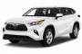 2021 Toyota Highlander LE FWD (Natl) Angular Front Exterior View