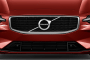 2021 Volvo S60 T5 FWD R-Design Grille