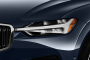 2021 Volvo XC60 T5 AWD Momentum Headlight