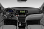 2022 Honda Pilot Touring 7-Passenger 2WD Dashboard