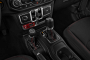 2022 Jeep Wrangler Unlimited Rubicon 4x4 Gear Shift