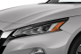2022 Nissan Altima 2.5 SV Sedan Headlight