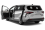 2022 Toyota Sienna LE FWD 8-Passenger (Natl) Open Doors