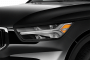 2022 Volvo XC40 T5 AWD Momentum Headlight