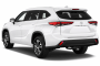 2024 Toyota Highlander XLE FWD (Natl) Angular Rear Exterior View